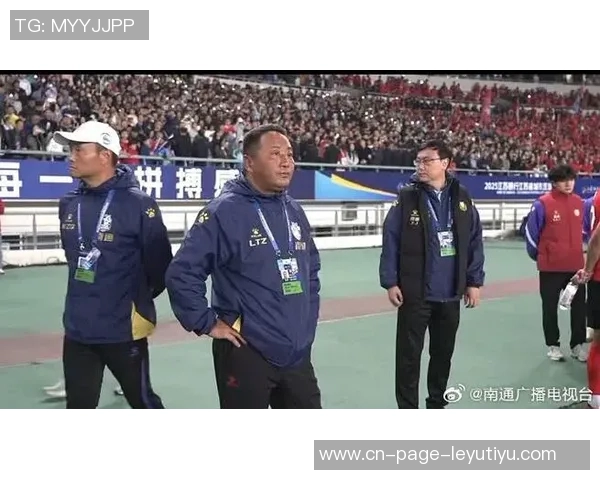 徐江：国足选帅本土教练难以突破李铁陪标的历史困境