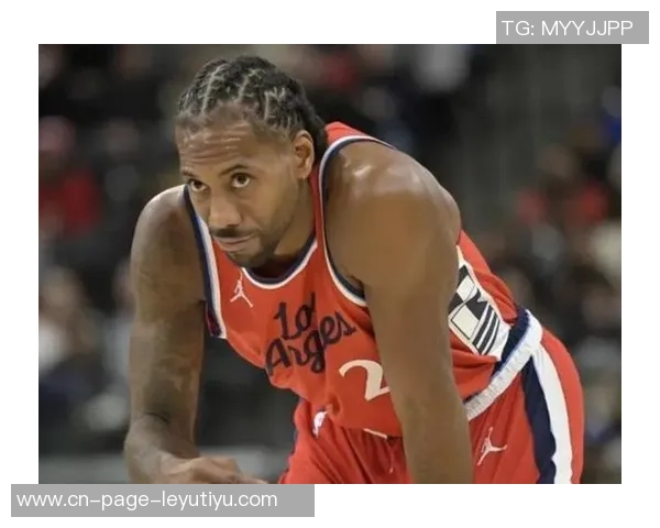 快船队启程前往盐湖城开启新赛季首场客场挑战众将士齐聚登机照曝光